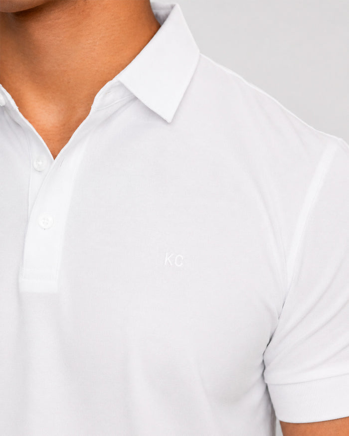 Polo fondo entero para hombre blanco