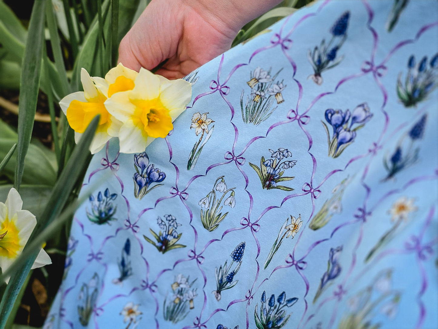 Snowdrops & Daffodils ~ Keepsake Midi