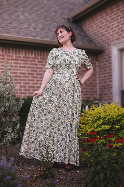 Havilah ~ Meadowcourt Dress