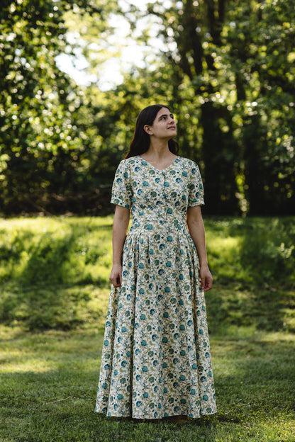 Havilah ~ Meadowcourt Dress
