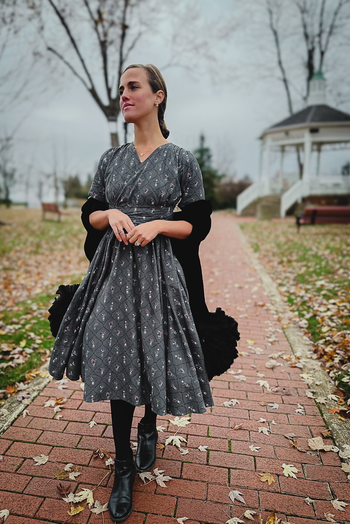 Pearlstone Posy ~ Wildwood Dress