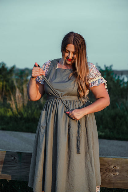 Olivewood ~ Pinafore Apron