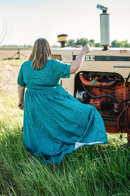 Thistledew ~ Laureate Dress