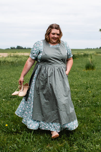 Olivewood ~ Pinafore Apron