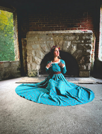 Once a Queen ~ Chronicle Gown