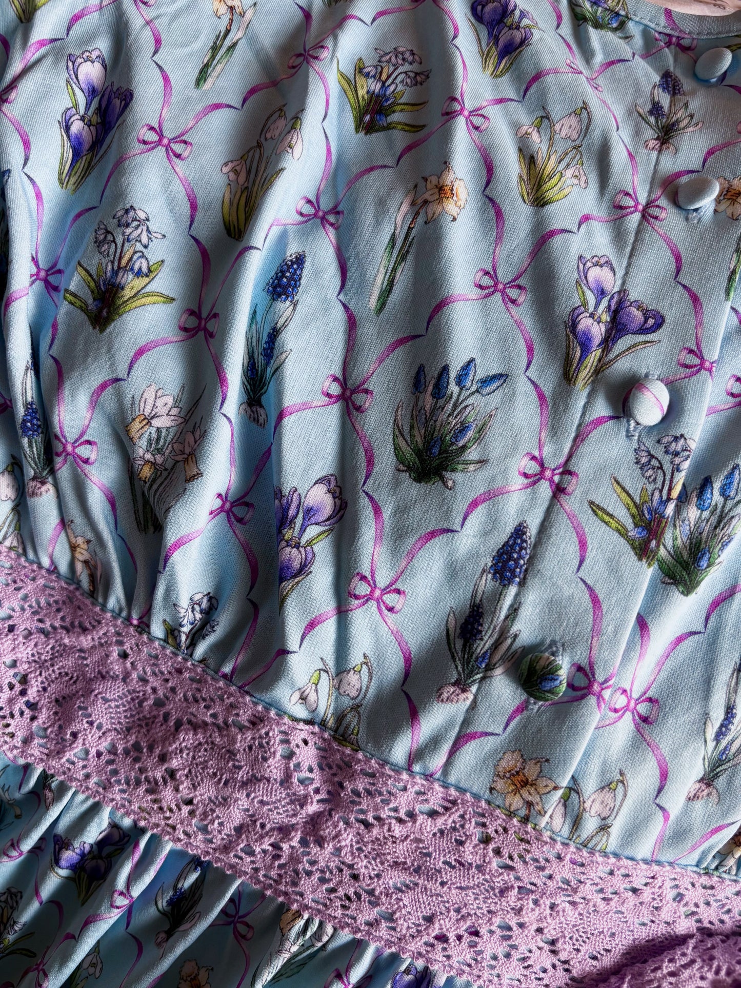 Snowdrops & Daffodils ~ Keepsake Midi