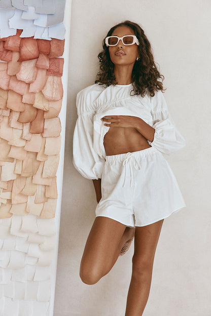 Akel Shorts - White
