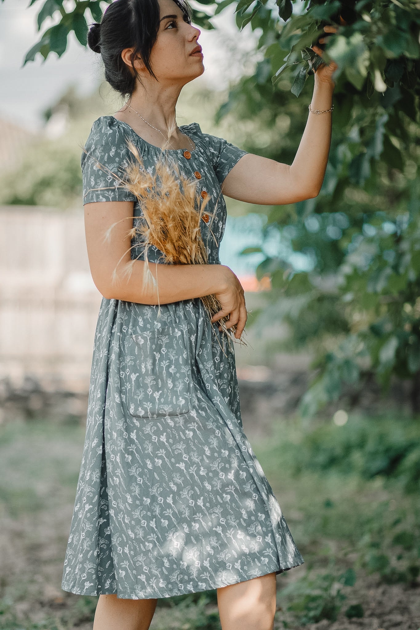 Farmer’s Daughter ~ Keepsake Midi
