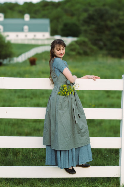 Olivewood ~ Pinafore Apron