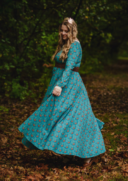 Once a Queen ~ Chronicle Gown