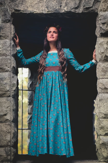 Once a Queen ~ Chronicle Gown