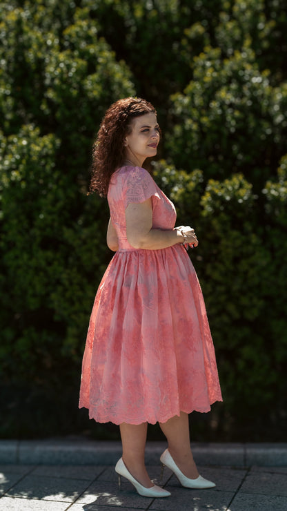 Apricity ~ Everine Dress