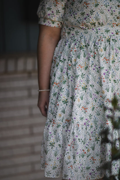 Heirloom Conservatory ~ Keepsake Midi