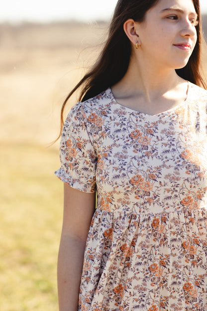 Honeythorne ~ Mini
Sweetheart Dress