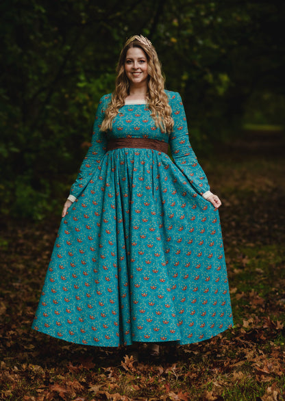 Once a Queen ~ Chronicle Gown