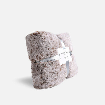 Deluxe Faux Fur Throw
