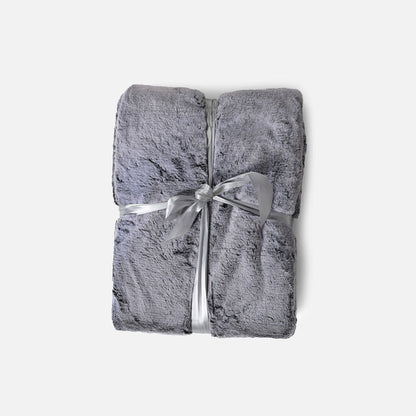 Deluxe Faux Fur Throw