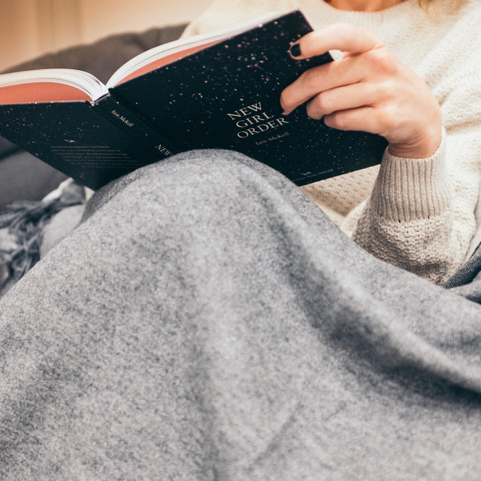 Merino Wool & Cashmere Luxury Throws