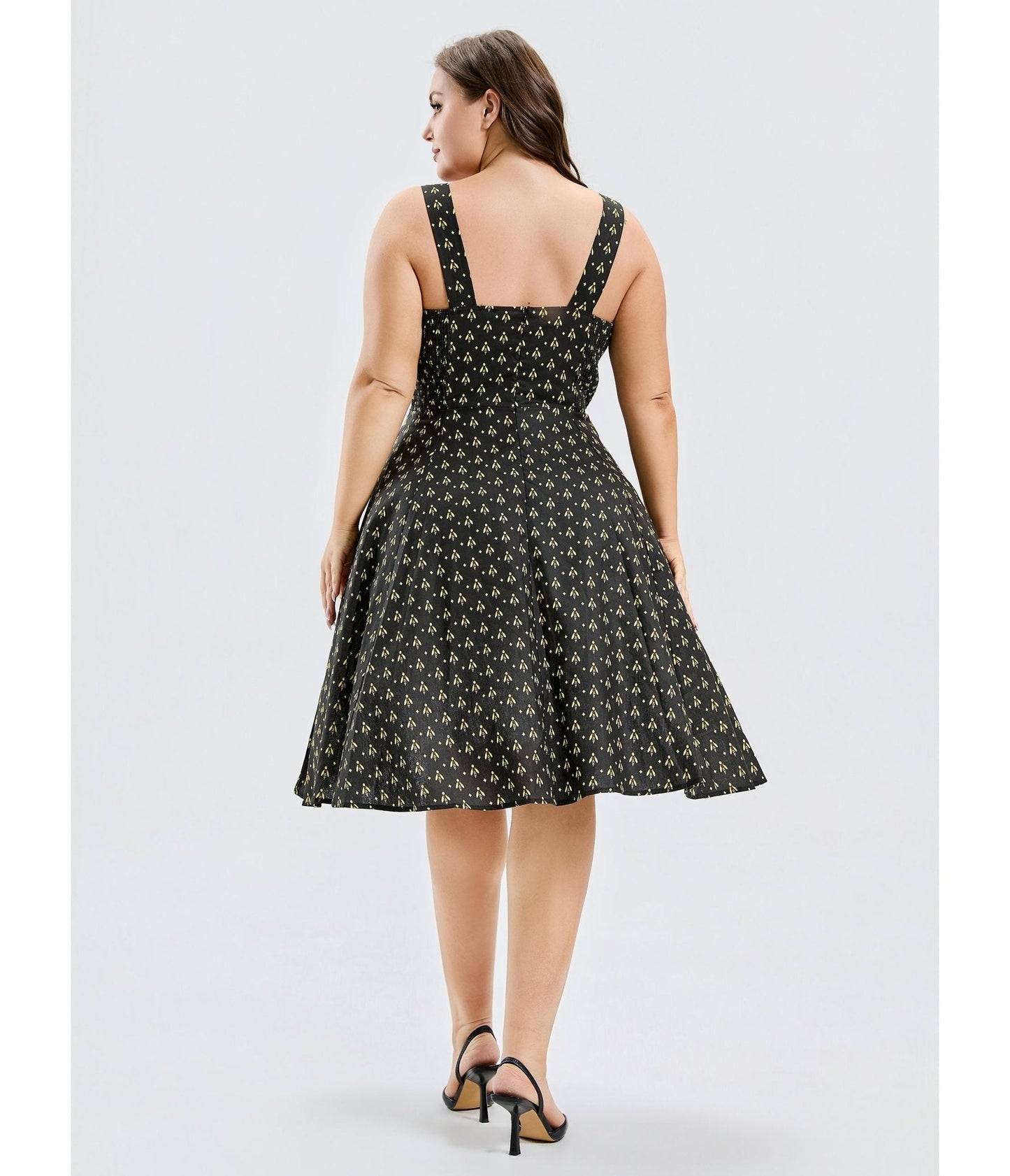 Plus Size Black Atomic Bees Print Heidi Dress