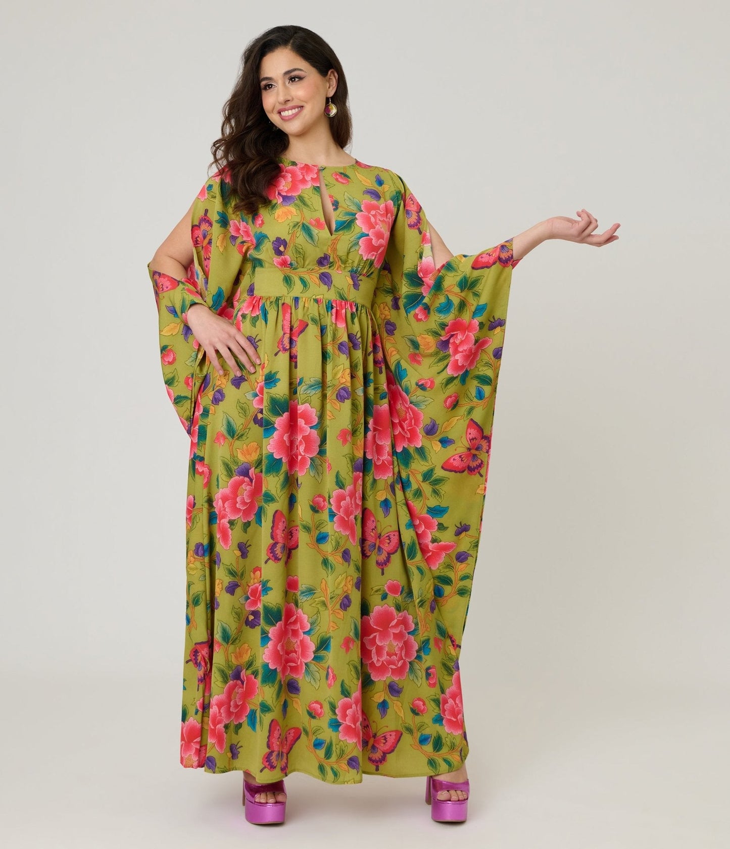 Unique Vintage Green & Pink Butterfly Floral Flutter Sleeve Caftan