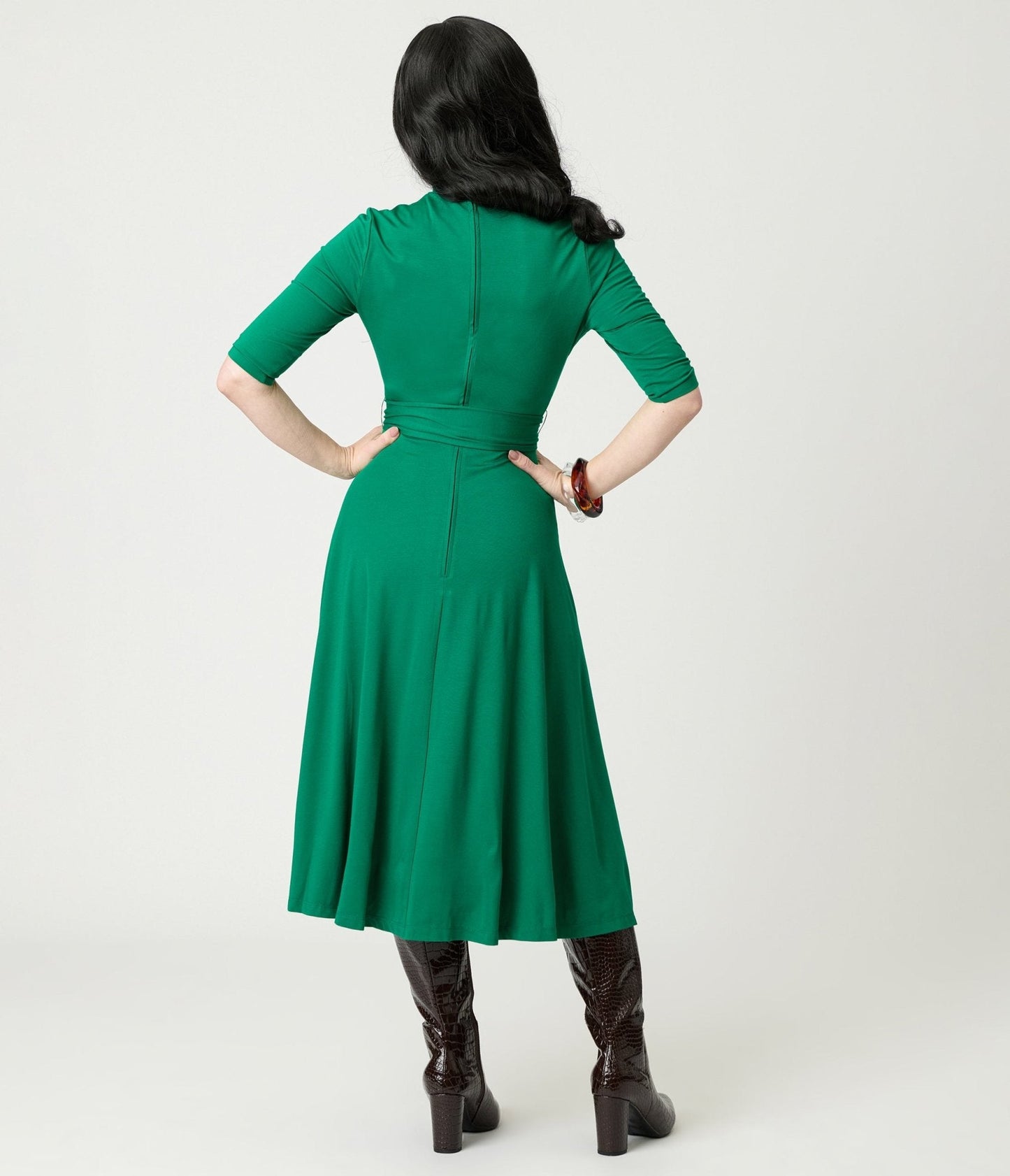Unique Vintage Green Turtleneck Midi Dress