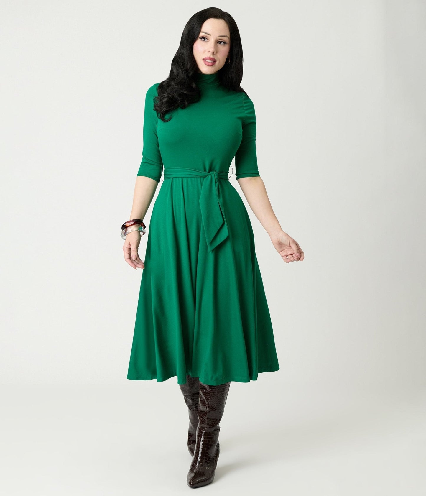 Unique Vintage Green Turtleneck Midi Dress