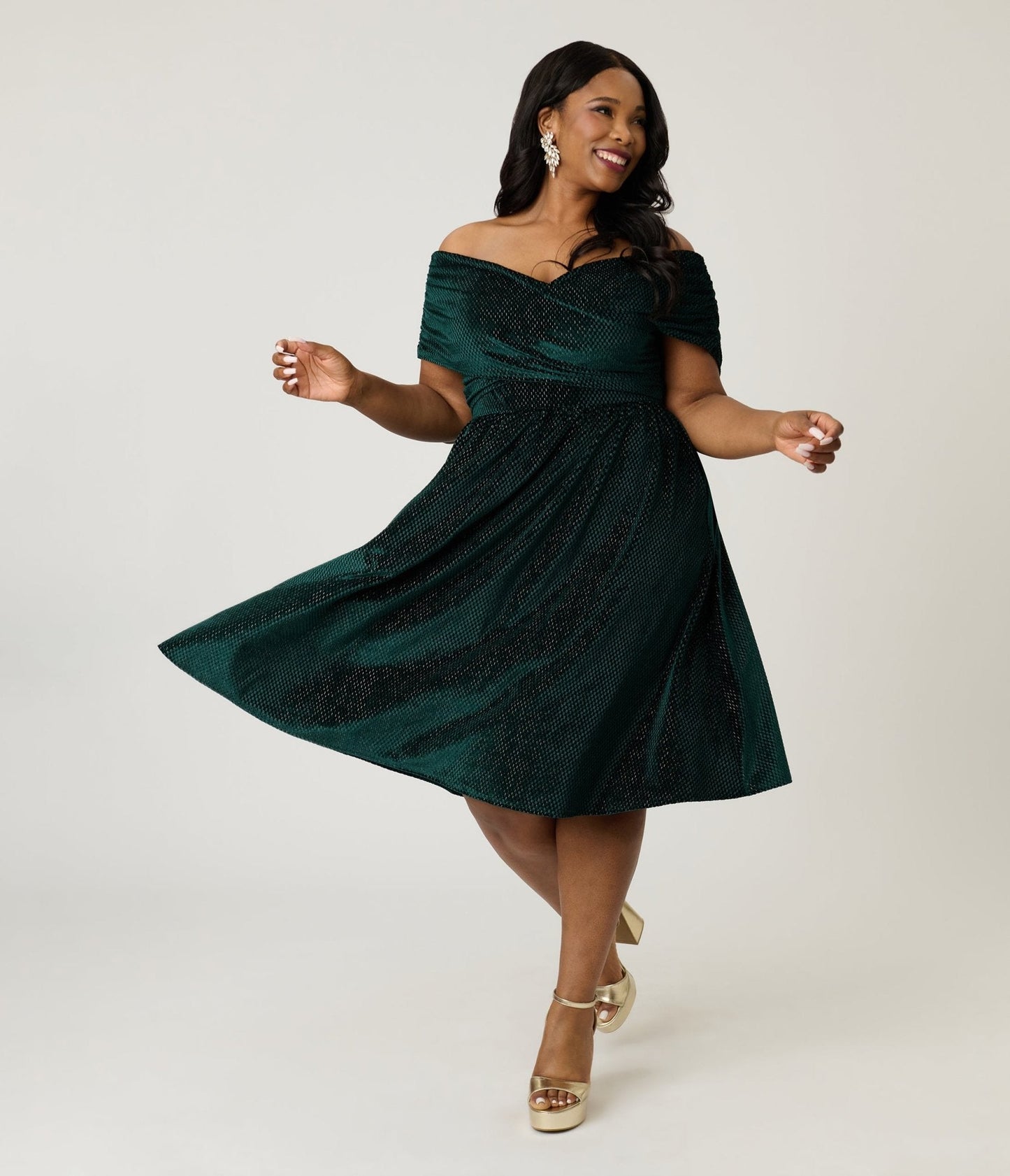 Unique Vintage Plus Size Emerald Velvet Shirred Swing Dress